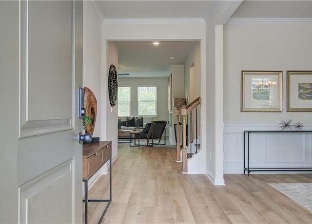 Property at 376 Collier Mill Rd, Lawrenceville, GA 30045, 5 beds, 3 baths