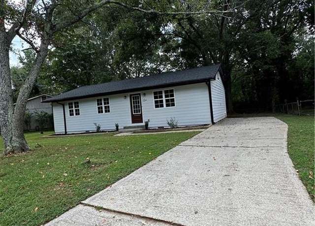 Property at 1729 W Austin Rd, Decatur, GA 30032, 3 beds, 2 baths