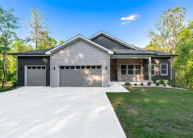 Property at 2529 Aniki Bee Dr, Monroe, GA 30656, 4 beds, 3 baths