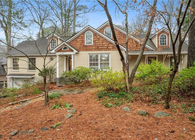 Property at 105 Parkside Cir, Decatur, GA 30030, 4 beds, 3 baths