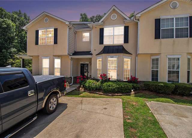 Property at 7324 Bridlewood Ct, Jonesboro, GA 30236, 3 beds, 2.5 baths