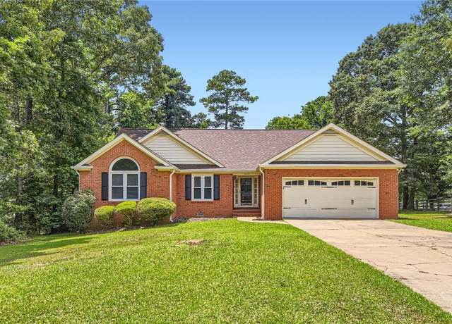 Property at 11473 Summer Creek Dr, Hampton, GA 30228, 3 beds, 2 baths