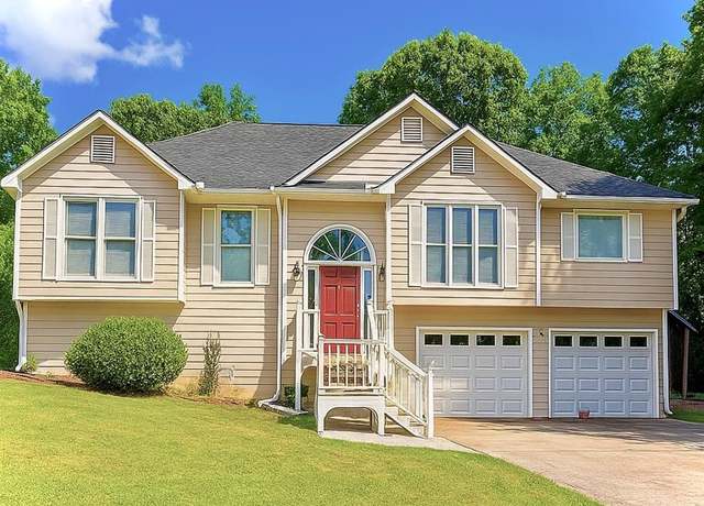 Property at 507 Legacy Park Ln, Powder Springs, GA 30127, 3 beds, 2 baths