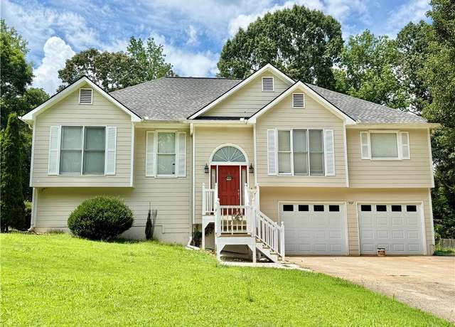 Property at 507 Legacy Park Ln, Powder Springs, GA 30127, 3 beds, 2 baths
