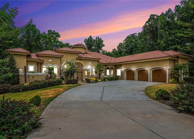Property at 1608 Golden Creek Ct SW, Conyers, GA 30094, 6 beds, 6 baths