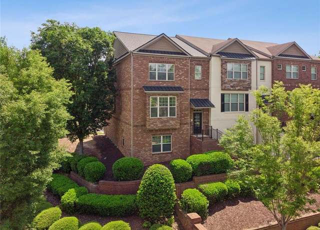 Property at 2020 Jardin Ct, Alpharetta, GA 30022, 4 beds, 3.5 baths