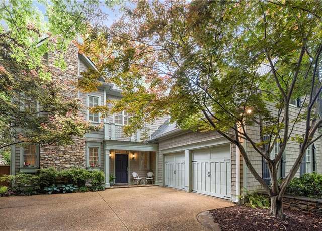 Property at 626 Kimberly Ln NE, Atlanta, GA 30306, 3 beds, 2.5 baths
