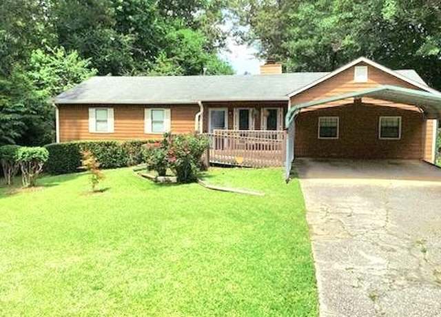 Property at 2691 Tucson Way, Powder Springs, GA 30127, 4 beds, 2 baths
