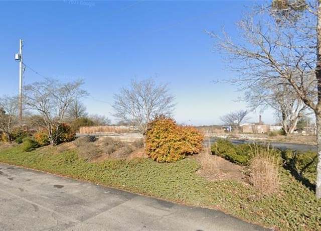 Property at 573 S Elm St, Commerce, GA 30529