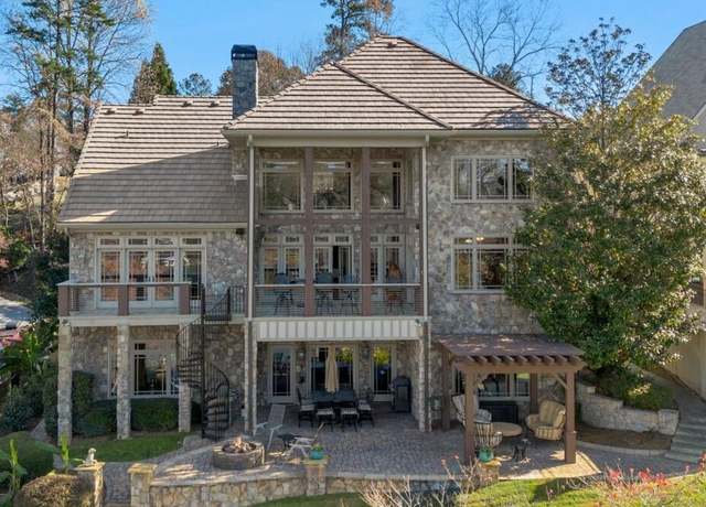 Property at 6316 Woodlake Dr, Buford, GA 30518, 4 beds, 5 baths