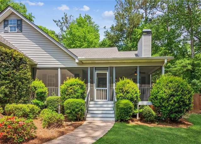 Property at 7675 Rose Ln, Cumming, GA 30040, 3 beds, 2 baths