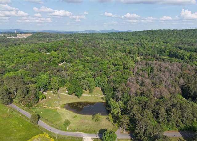 Property at 87 Old Martin Rd SW, Cartersville, GA 30120, 4 beds, 4 baths