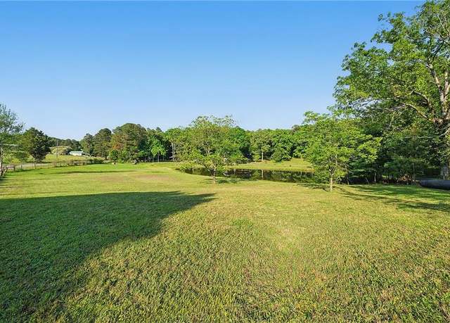 Property at 87 Old Martin Rd SW, Cartersville, GA 30120, 4 beds, 4 baths