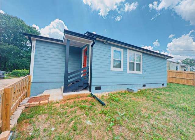 Property at 2526 Center St NW, Atlanta, GA 30318, 3 beds, 3 baths