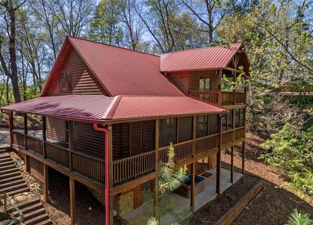 Property at 342 Zenith Trl, Ellijay, GA 30540, 3 beds, 2.5 baths