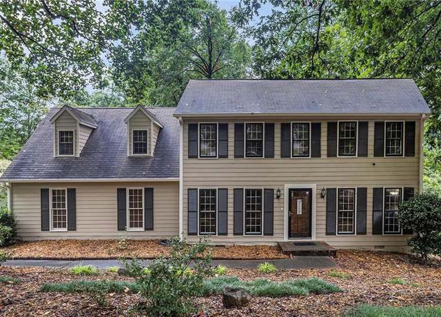 Property at 975 Branford Ln NW, Lilburn, GA 30047, 4 beds, 2.5 baths