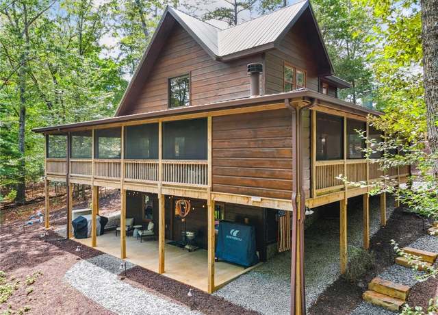 Property at 20 Crest Cir, Ellijay, GA 30540, 3 beds, 3.5 baths