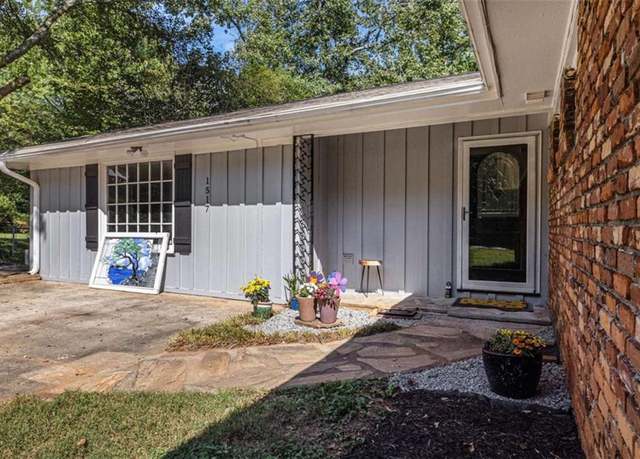 Property at 1517 Vancouver Dr, Tucker, GA 30084, 4 beds, 2.5 baths
