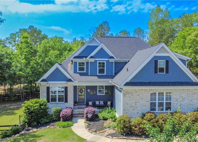 Property at 13 Jamilee Cv, Cartersville, GA 30120, 3 beds, 2.5 baths