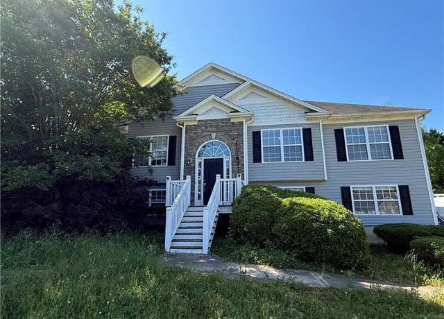 Property at 39 Dunleith Dr, Dallas, GA 30132, 4 beds, 3 baths