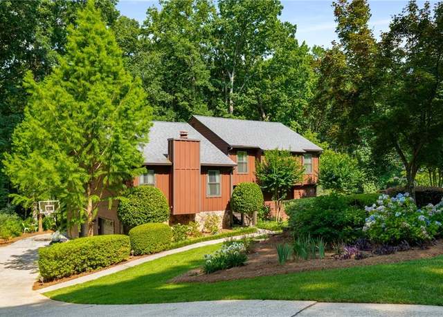 Property at 278 Shire Way, Lawrenceville, GA 30044, 4 beds, 3 baths