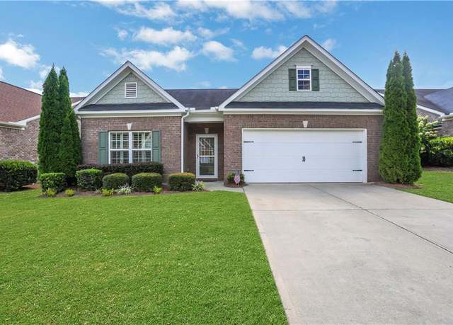 Property at 2015 Piedmont Ln, Cumming, GA 30040, 3 beds, 2 baths