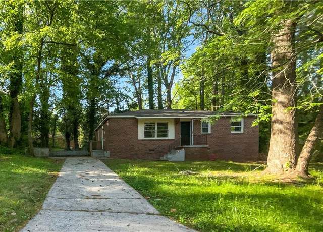 Property at 233 Banberry Dr SE, Atlanta, GA 30315, 3 beds, 2 baths