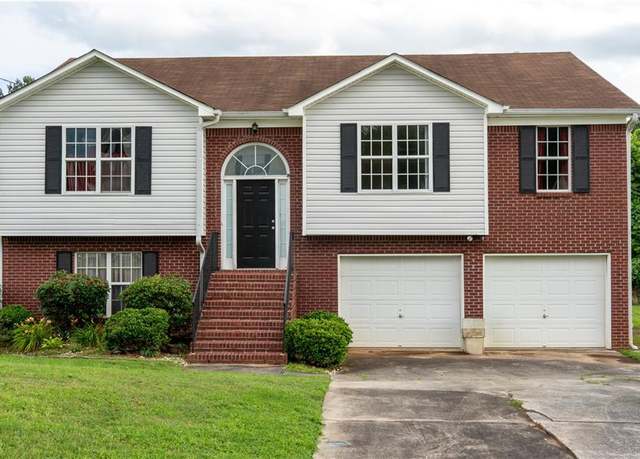 Property at 4527 Berline Dr, Lithonia, GA 30038, 5 beds, 3 baths