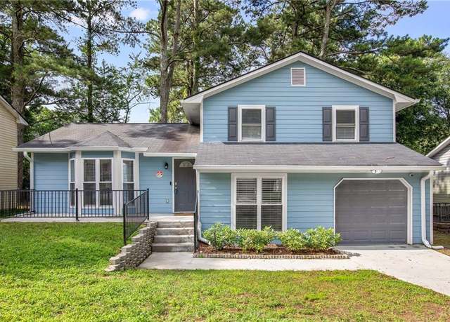 Property at 6176 Hyde Park Ln, Lithonia, GA 30058, 4 beds, 3 baths