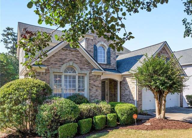 Property at 152 Vinings Lake Ct, Mableton, GA 30126, 5 beds, 3.5 baths