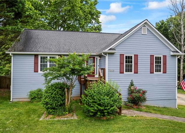 Property at 7920 Silversmith Dr, Cumming, GA 30028, 3 beds, 3 baths