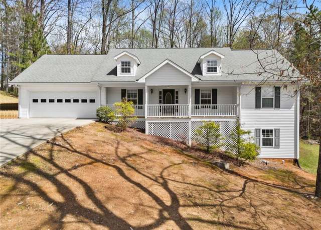 Property at 61 Leafview Dr, Cleveland, GA 30528, 3 beds, 2.5 baths