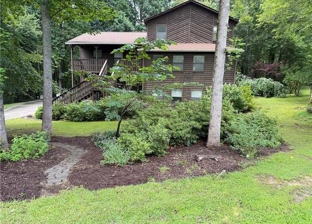Property at 3470 Hill Ln, Acworth, GA 30102, 3 beds, 3 baths