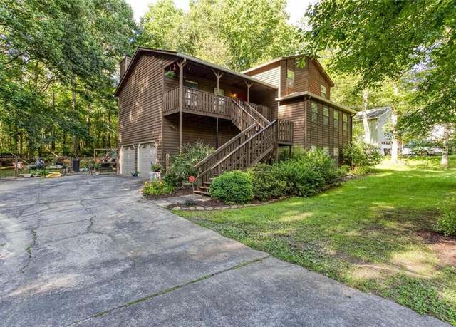 Property at 3470 Hill Ln, Acworth, GA 30102, 3 beds, 3 baths