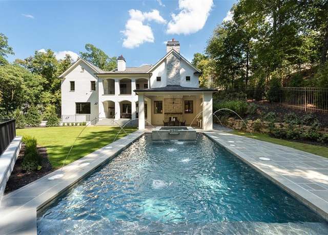 Property at 111 Putnam Cir NE, Atlanta, GA 30342