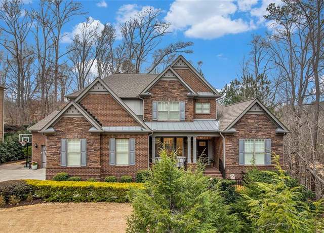 Property at 1190 Mosspointe Dr, Roswell, GA 30075, 6 beds, 5.5 baths