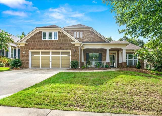 Property at 232 Begonia Ct, Griffin, GA 30223, 3 beds, 3.5 baths