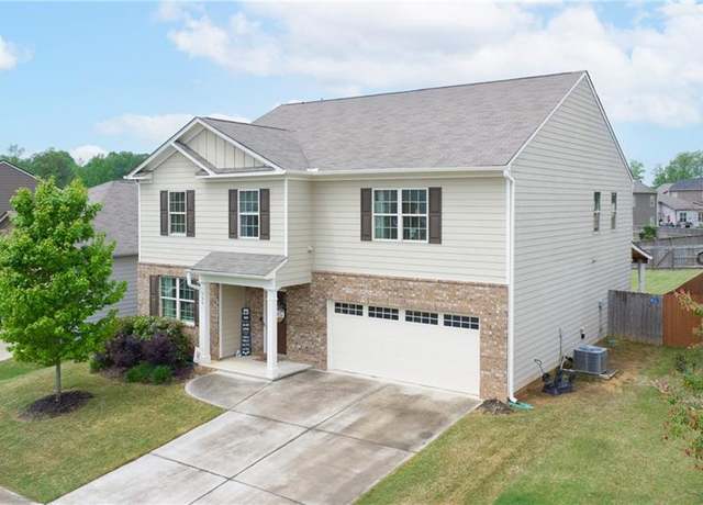 Property at 399 Maple Brook Dr, Dawsonville, GA 30534, 5 beds, 3 baths
