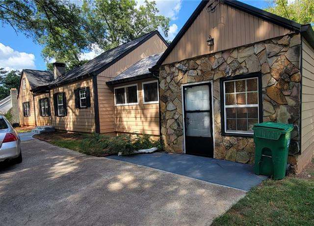 Property at 1512 S Hairston Rd, Stone Mountain, GA 30088, 4 beds, 3 baths