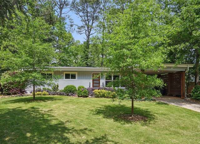 Property at 3018 Monterey Dr, Decatur, GA 30032, 3 beds, 2 baths