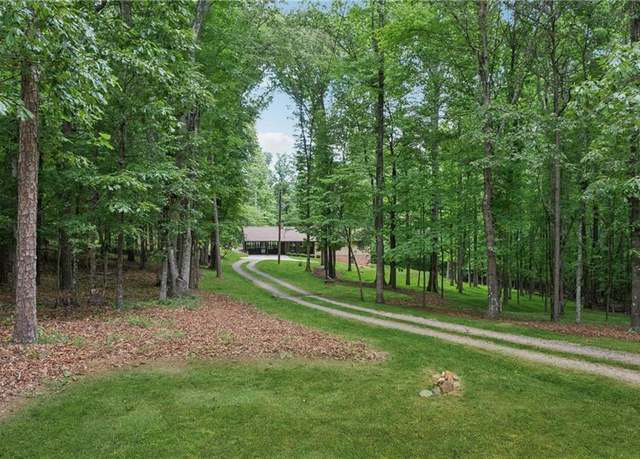 Property at 2270 Dinsmore Rd, Alpharetta, GA 30004, 3 beds, 2 baths