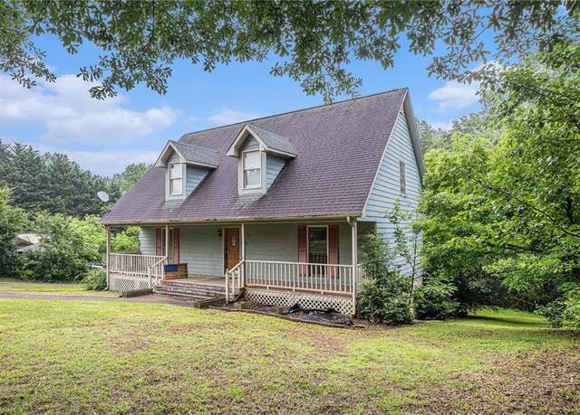 Property at 198 Hickory Ave, Demorest, GA 30535, 3 beds, 3 baths