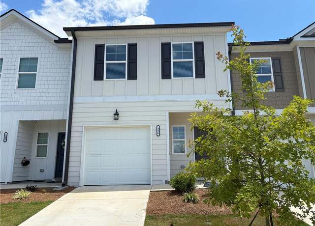 Property at 336 Regent Park, Hoschton, GA 30548, 3 beds, 2.5 baths