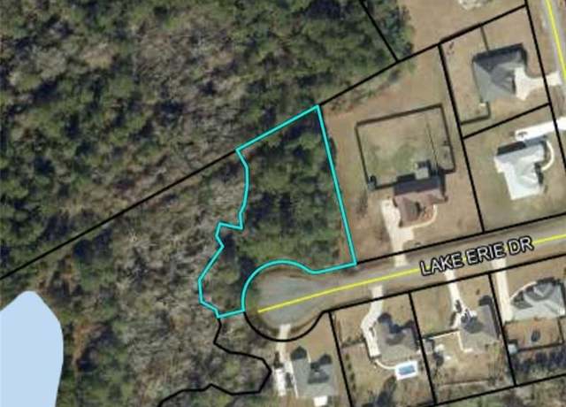Property at 420 Lake Erie Dr, Brunswick, GA 31523