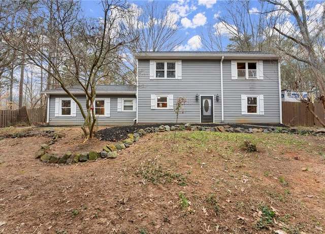 Property at 3570 Knoll Crest Trl, Buford, GA 30519, 3 beds, 2.5 baths