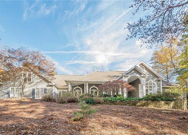Property at 2727 Jamerson Rd, Marietta, GA 30066, 5 beds, 4.5 baths