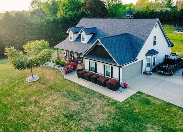 Property at 45 Albright Ct, Commerce, GA 30529, 4 beds, 3 baths