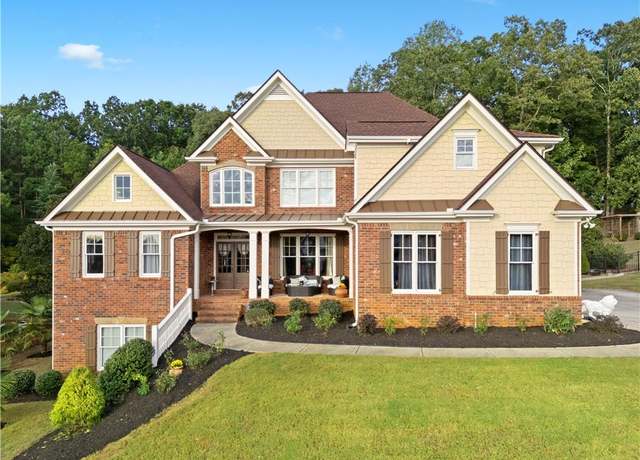Property at 5036 Glen Forrest Dr, Flowery Branch, GA 30542, 5 beds, 4.5 baths