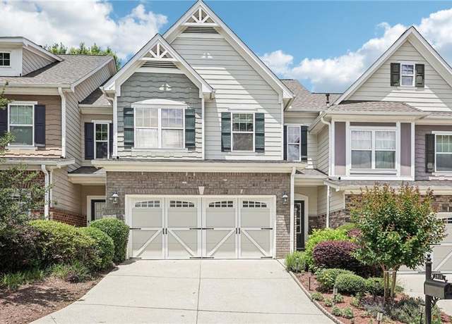Property at 2910 Cross Creek Dr, Cumming, GA 30040, 3 beds, 2.5 baths