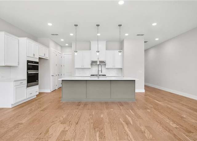 Property at 2564 Silver Star Dr NE, Marietta, GA 30066, 4 beds, 3.5 baths